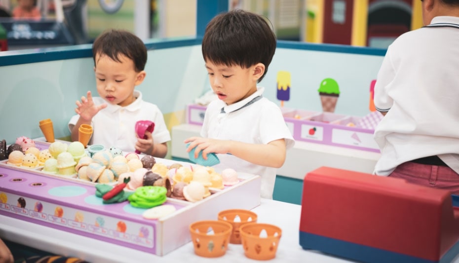 Toy Food and Play Kitchen