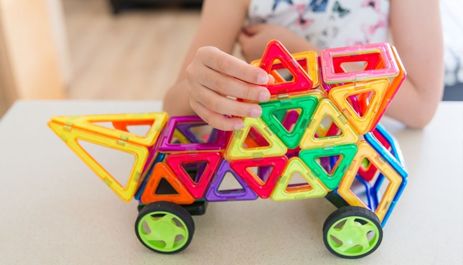 Magnetic Tiles and Blocks