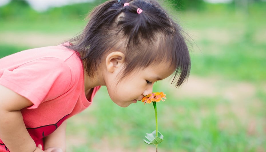 girl with flower